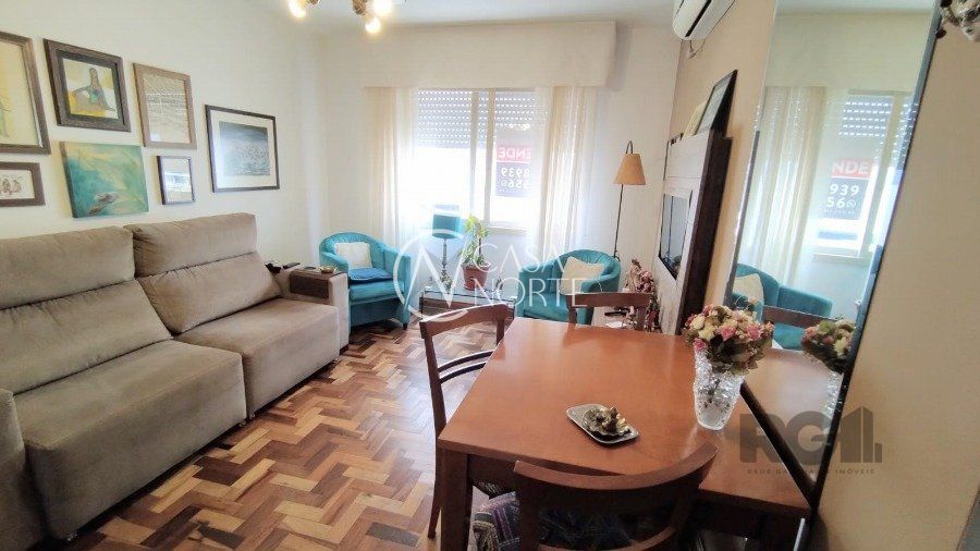 Apartamento à venda com 3 quartos, 74m², Rua Doutor João Simplicio Alves de Carvalho no bairro Vila Ipiranga em Porto Alegre