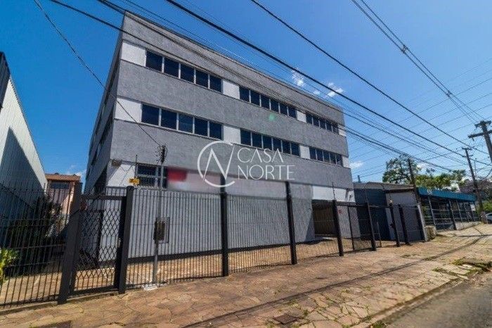 Prédio Comercial à venda com 8 quartos, 2175m², 10 vagas, Rua Machado de Assis no bairro Partenon em Porto Alegre