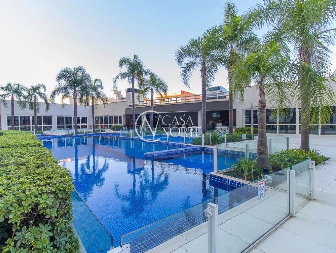 Apartamento à venda com 2 quartos, 59m², 1 suíte, 1 vaga, Rua Augusto Severo no bairro São João em Porto Alegre