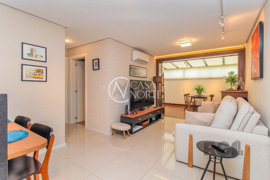 Apartamento à venda com 2 quartos, 83m², 1 suíte, 1 vaga, Rua Dona Laura no bairro Rio Branco em Porto Alegre