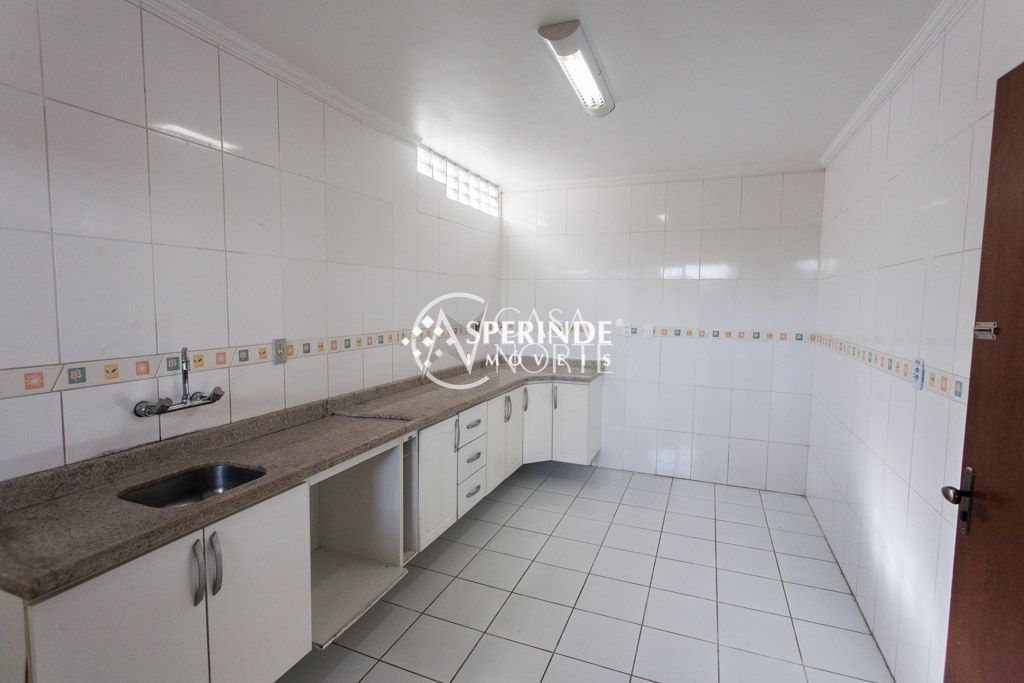 Casa à venda com 3 quartos, 126m², 2 suítes, 1 vaga, Rua Monte Alegre no bairro Jardim Floresta em Porto Alegre