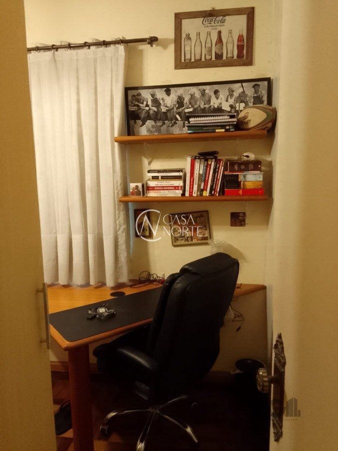 Apartamento à venda com 2 quartos, 74m², 1 suíte, Avenida Senador Salgado Filho no bairro Centro Histórico em Porto Alegre