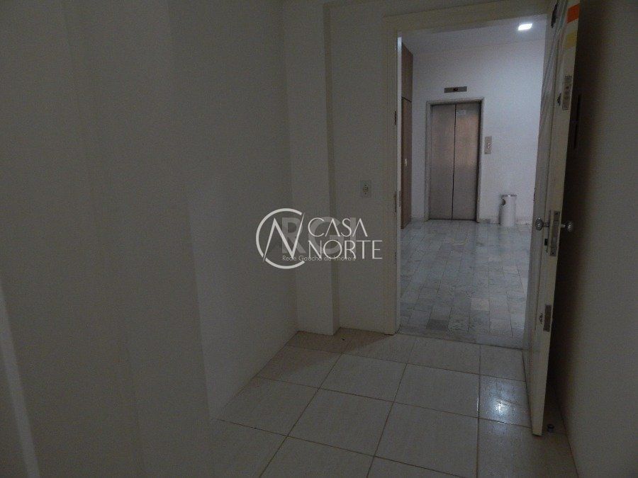 Sala Comercial à venda com 2 quartos, 44m², 1 vaga, Rua Doutor Florencio Ygartua no bairro Moinhos de Vento em Porto Alegre