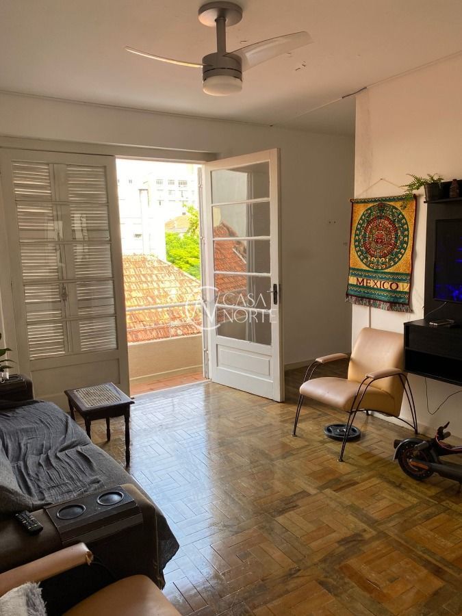 Apartamento à venda com 2 quartos, 71m², Rua Felipe Neri no bairro Auxiliadora em Porto Alegre