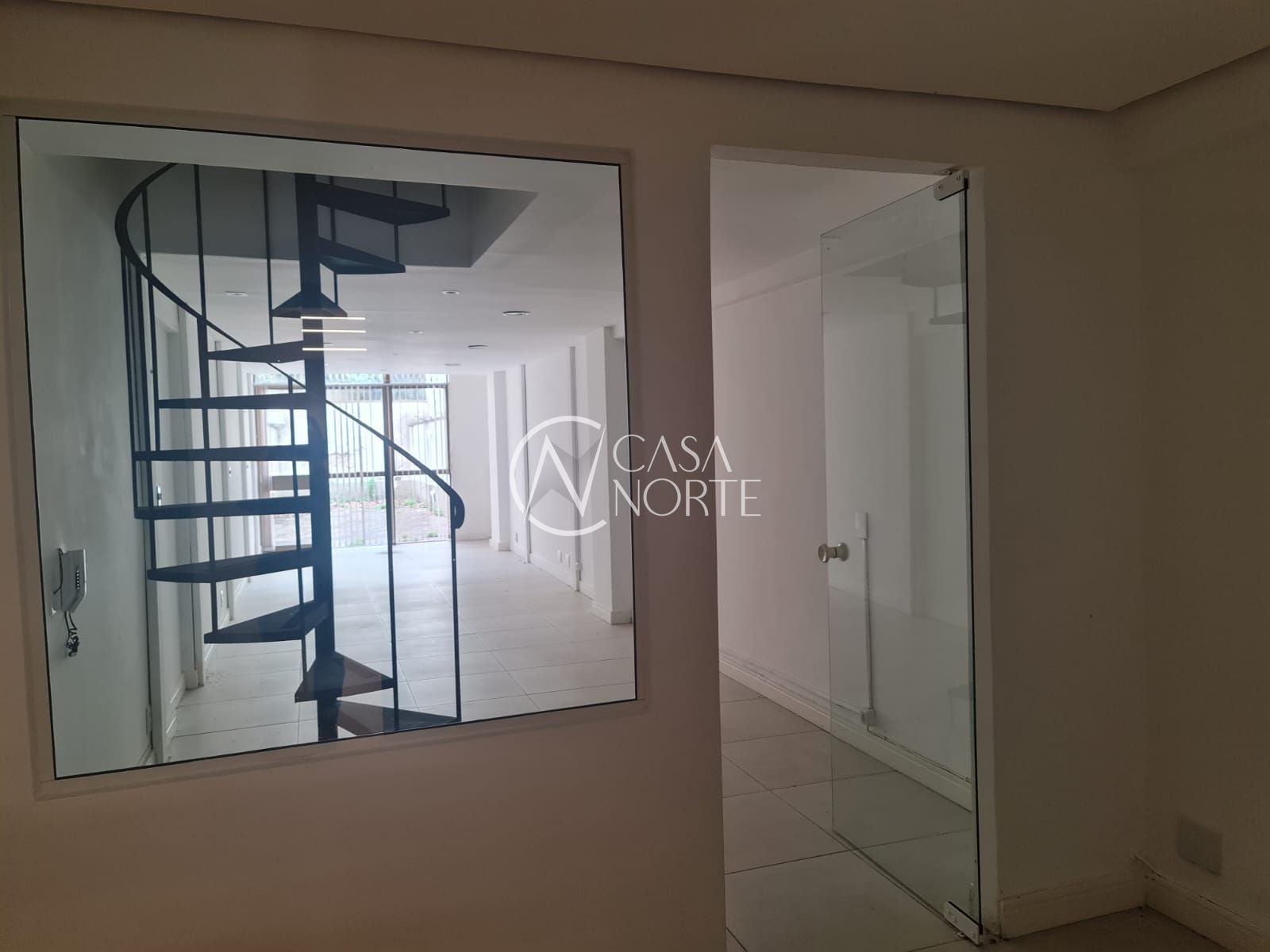 Conjunto Comercial à venda com 1 quarto, 56m², Rua Felipe Camarão no bairro Rio Branco em Porto Alegre