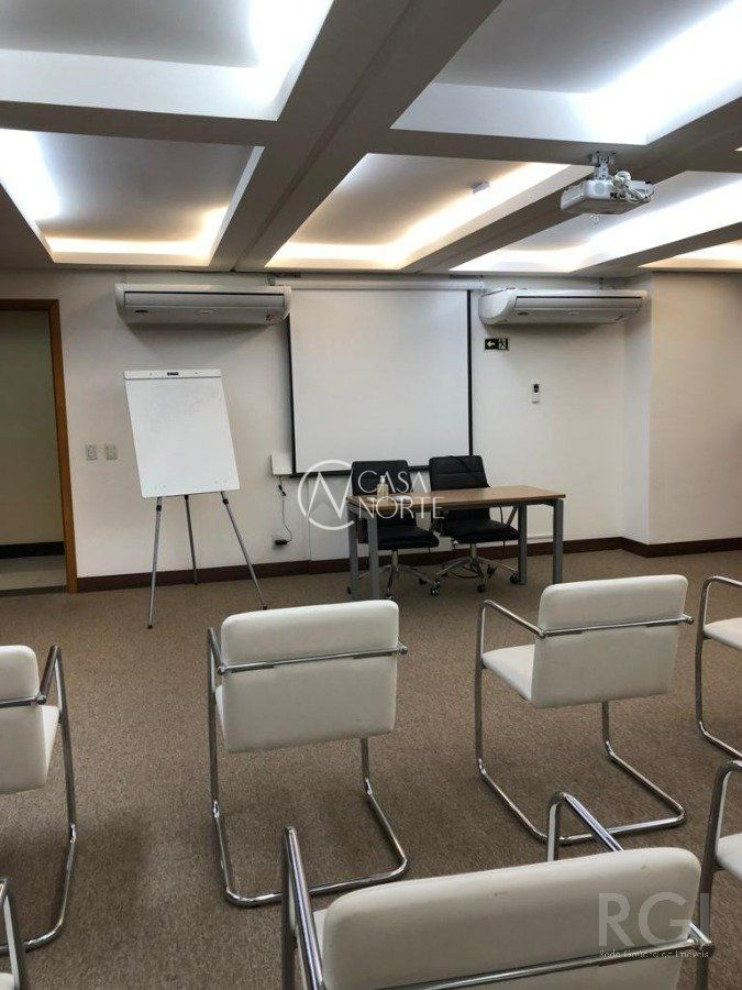 Sala Comercial à venda , 52m², Rua Santa Catarina no bairro Santa Maria Goretti em Porto Alegre