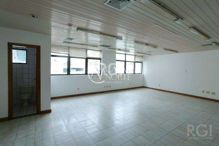 Sala Comercial à venda com 1 quarto, 68m², 1 vaga, Rua Barao do Triunfo no bairro Menino Deus em Porto Alegre