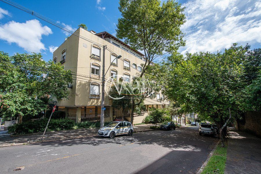 Apartamento à venda com 2 quartos, 72m², 1 vaga, Rua Doutor Freire Alemão no bairro Mont Serrat em Porto Alegre