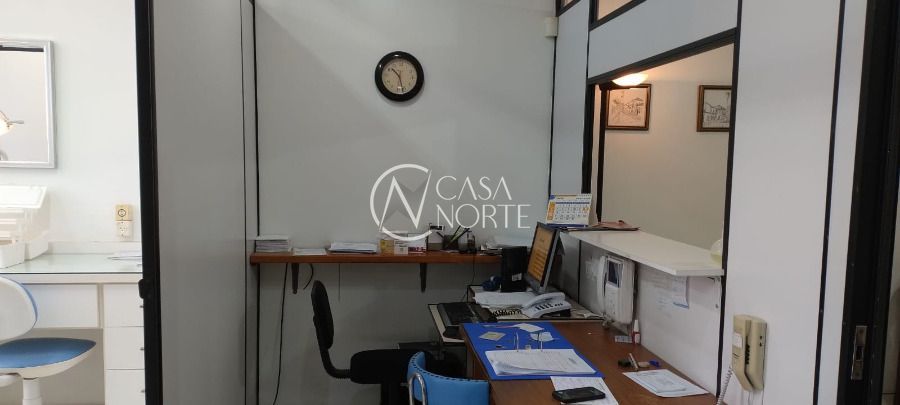 Sala Comercial à venda com 1 quarto, 53m², Avenida Cristóvão Colombo no bairro Floresta em Porto Alegre