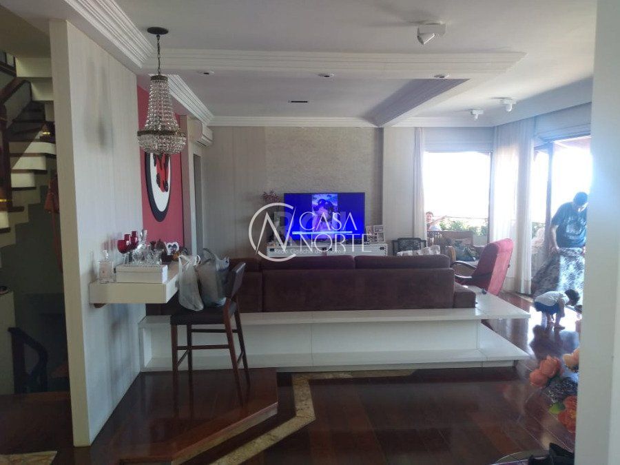 Casa de Condomínio à venda com 5 quartos, 555m², 1 suíte, 2 vagas, Rua Alcebiades Antônio dos Santos no bairro Nonoai em Porto Alegre