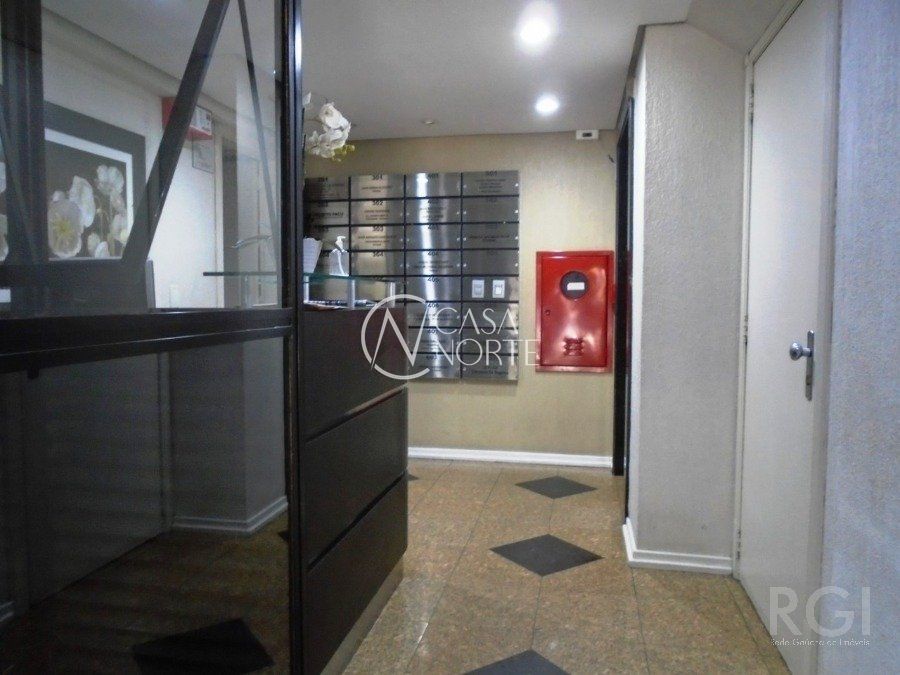 Sala Comercial à venda , 27m², 1 vaga, Avenida José Bonifacio no bairro Farroupilha em Porto Alegre