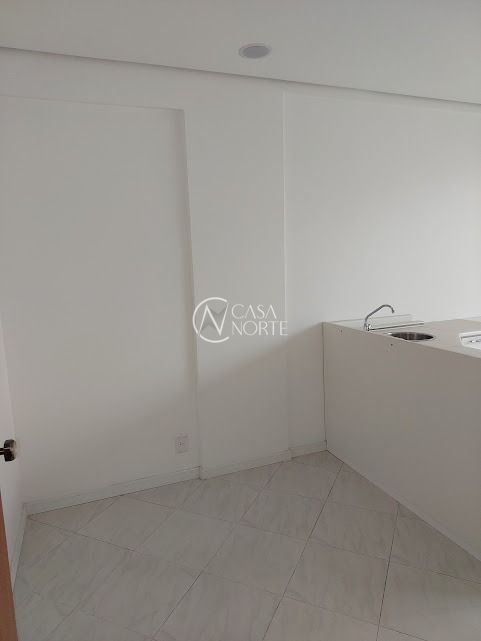 Sala Comercial à venda com 1 quarto, 53m², 1 vaga, Rua Almirante Barroso no bairro Floresta em Porto Alegre