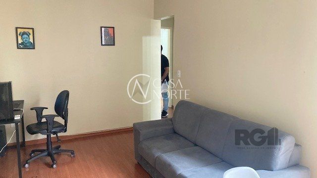 Apartamento à venda com 2 quartos, 61m², 2 vagas, Avenida Ijuí no bairro Petrópolis em Porto Alegre