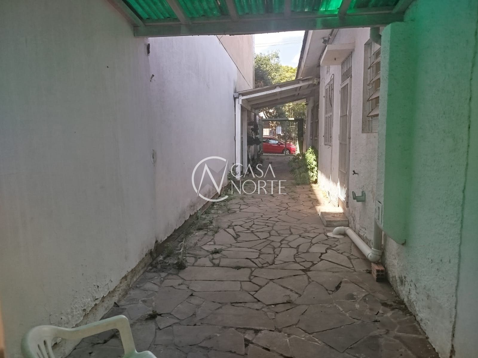 Casa à venda com 2 quartos, 96m², 2 vagas, Rua Doutor Alcides Cruz no bairro Santa Cecília em Porto Alegre