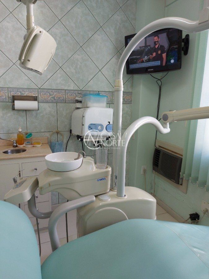 Sala Comercial à venda com 2 quartos, 38m², Rua Doutor Flores no bairro Centro Histórico em Porto Alegre