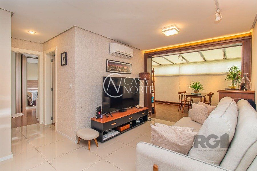 Apartamento à venda com 2 quartos, 83m², 1 suíte, 1 vaga, Rua Dona Laura no bairro Rio Branco em Porto Alegre