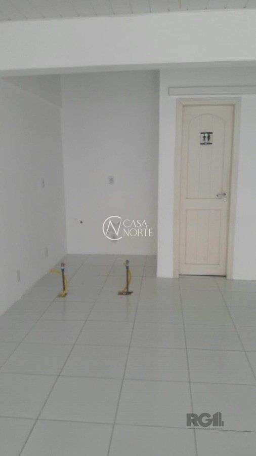 Sala Comercial à venda , 82m², Rua Vicente da Fontoura no bairro Rio Branco em Porto Alegre