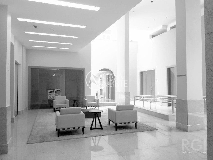 Sala Comercial à venda com 1 quarto, 45m², 1 vaga, Avenida Independência no bairro Independência em Porto Alegre