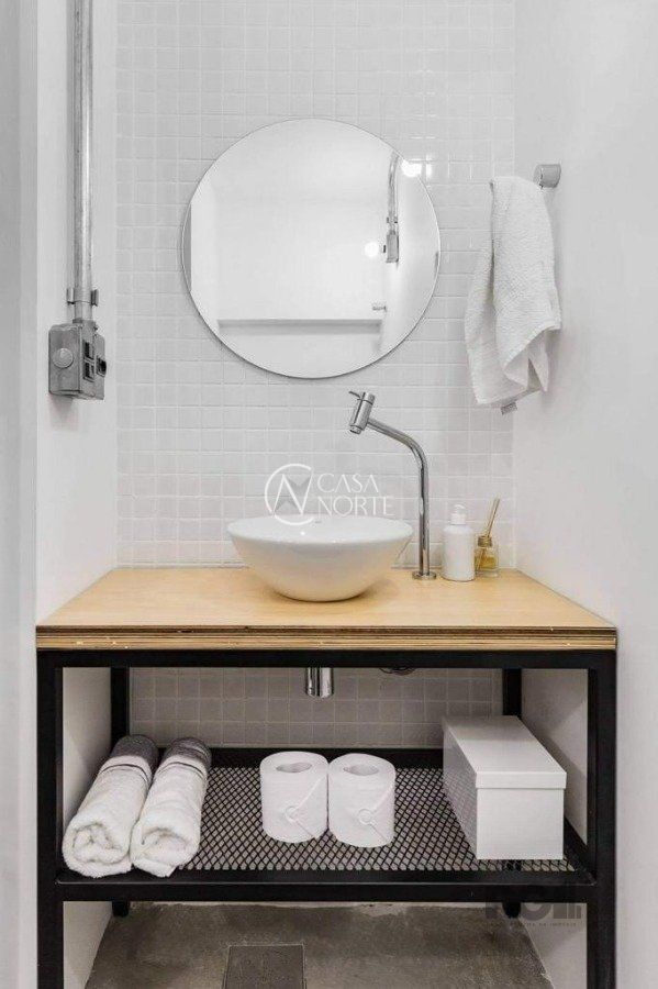 Prédio Comercial à venda , 124m², Rua Coronel Fernando Machado no bairro Centro Histórico em Porto Alegre