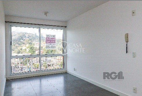 Apartamento à venda com 3 quartos, 70m², 1 suíte, 1 vaga, Rua Padre Todesco no bairro Partenon em Porto Alegre