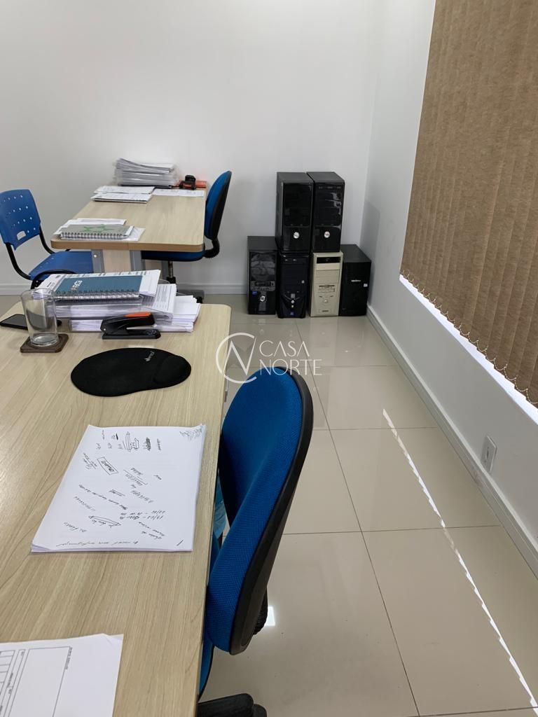 Sala Comercial à venda com 1 quarto, 28m², Rua Domingos Rubbo no bairro Cristo Redentor em Porto Alegre