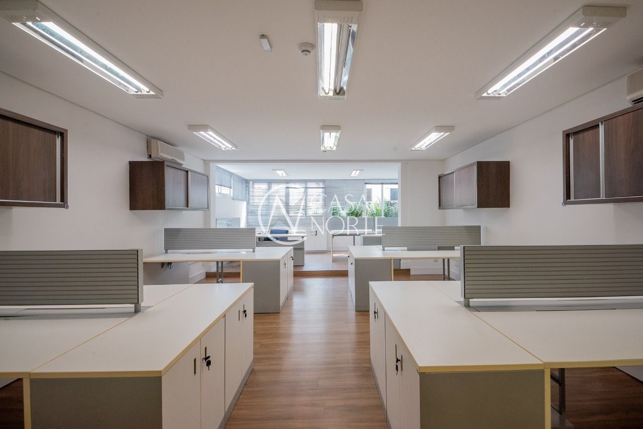 Sala Comercial à venda com 2 quartos, 106m², 3 vagas, Rua Francisco Ferrer no bairro Rio Branco em Porto Alegre