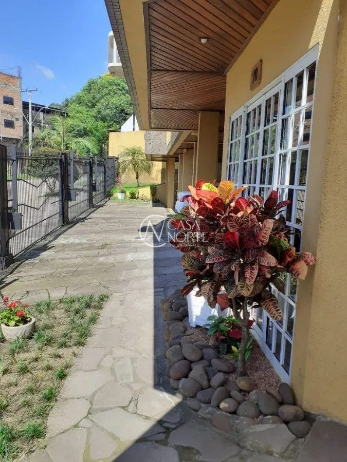 Apartamento à venda com 1 quarto, 39m², 1 vaga, Rua Paulo Madureira Coelho no bairro Morro Santana em Porto Alegre