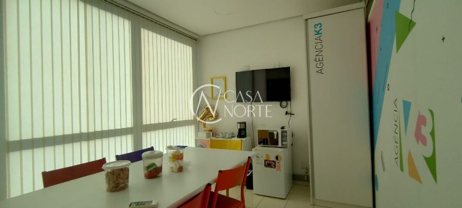 Sala Comercial à venda com 1 quarto, 45m², Avenida Carlos Gomes no bairro Auxiliadora em Porto Alegre