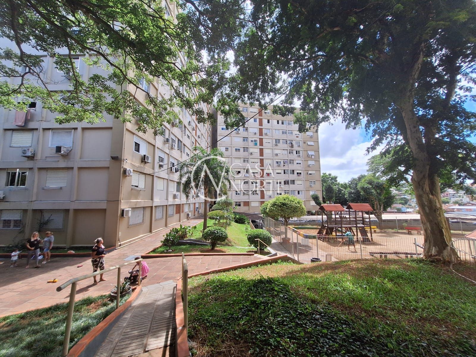 Apartamento à venda com 2 quartos, 56m², 1 vaga, Avenida Professor Oscar Pereira no bairro Azenha em Porto Alegre