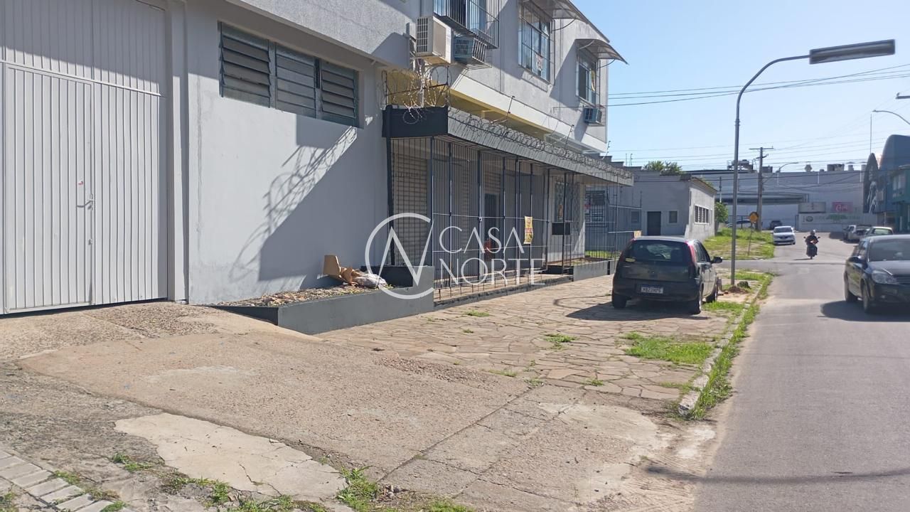 Prédio Comercial à venda com 3 quartos, 42m², 3 vagas, Rua Vinte e Cinco de Julho no bairro Santa Maria Goretti em Porto Alegre