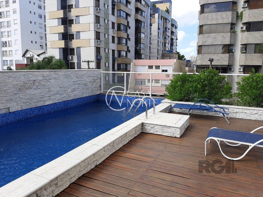 Apartamento à venda com 6 quartos, 175m², 2 suítes, 4 vagas, Rua Vicente da Fontoura no bairro Santo Antônio em Porto Alegre
