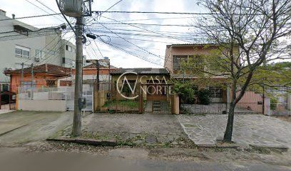 Casa à venda com 2 quartos, 104m², 2 vagas, Rua Machado de Assis no bairro Partenon em Porto Alegre