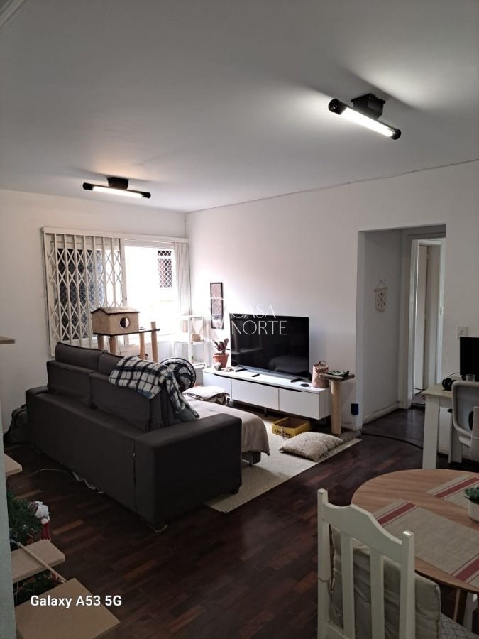Apartamento à venda com 2 quartos, 95m², 1 suíte, 2 vagas, Rua General Neto no bairro Floresta em Porto Alegre