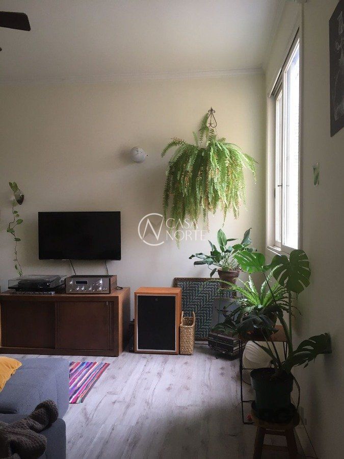Apartamento à venda com 2 quartos, 51m², Rua Pelotas no bairro Floresta em Porto Alegre