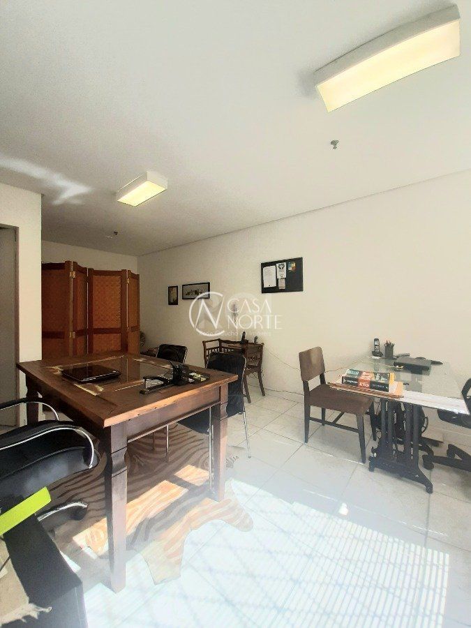 Sala Comercial à venda , 25m², Rua Barão do Triunfo no bairro Menino Deus em Porto Alegre