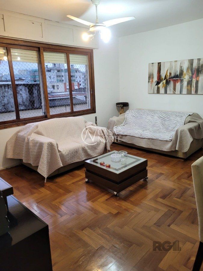 Apartamento à venda com 3 quartos, 113m², 1 suíte, 2 vagas, Avenida Coronel Lucas de Oliveira no bairro Petrópolis em Porto Alegre