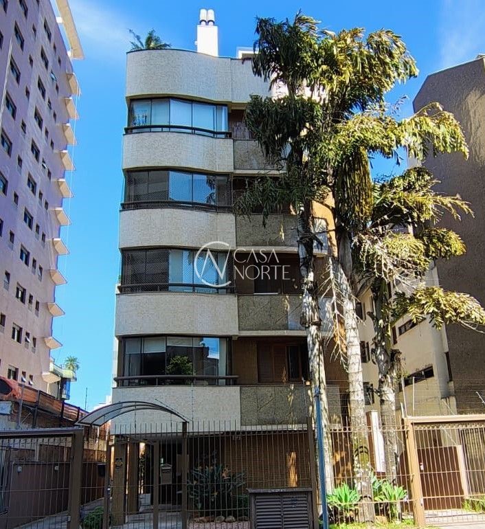 Apartamento à venda com 2 quartos, 72m², 1 suíte, 2 vagas, Avenida Guaporé no bairro Petrópolis em Porto Alegre