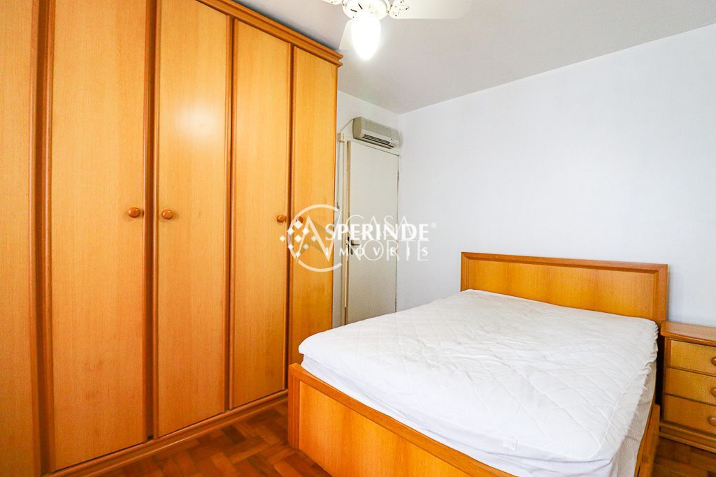 Apartamento à venda com 2 quartos, 72m², Rua Felipe Camarão no bairro Rio Branco em Porto Alegre