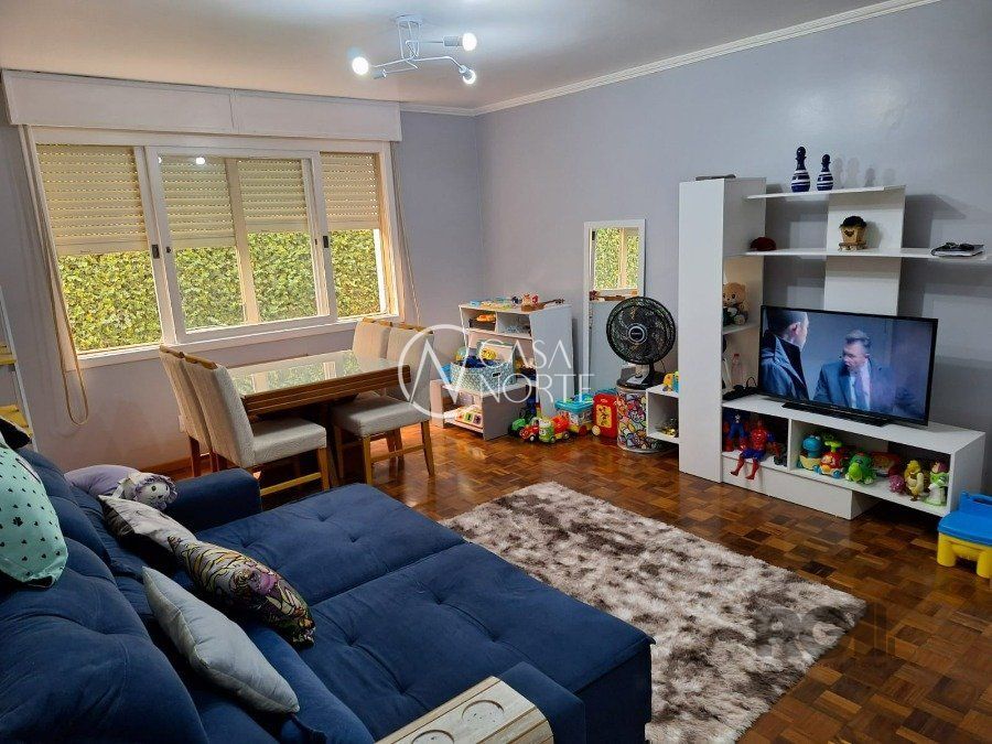 Apartamento à venda com 3 quartos, 121m², 2 suítes, 1 vaga, Avenida Iguassu no bairro Petrópolis em Porto Alegre