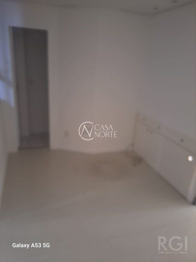 Sala Comercial à venda , 45m², Rua Castro Alves no bairro Independência em Porto Alegre
