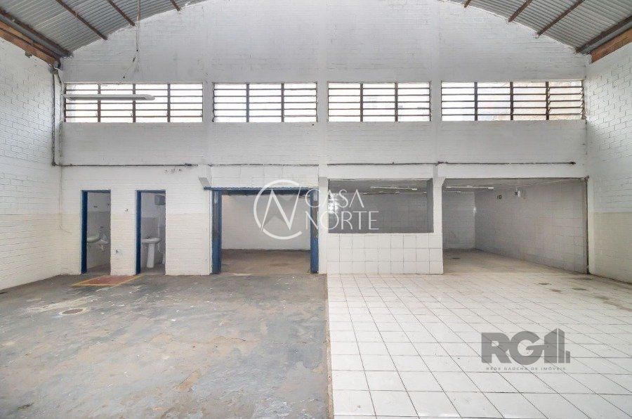 Pavilhão à venda , 300m², Rua Barão do Amazonas no bairro Petrópolis em Porto Alegre