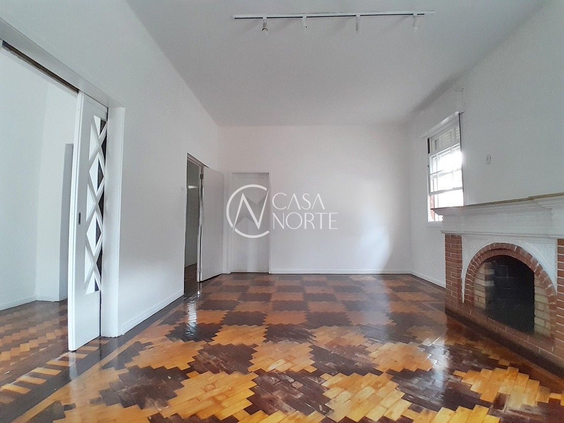 Casa Comercial à venda com 6 quartos, 310m², 10 vagas, Rua Filadélfia no bairro São João em Porto Alegre