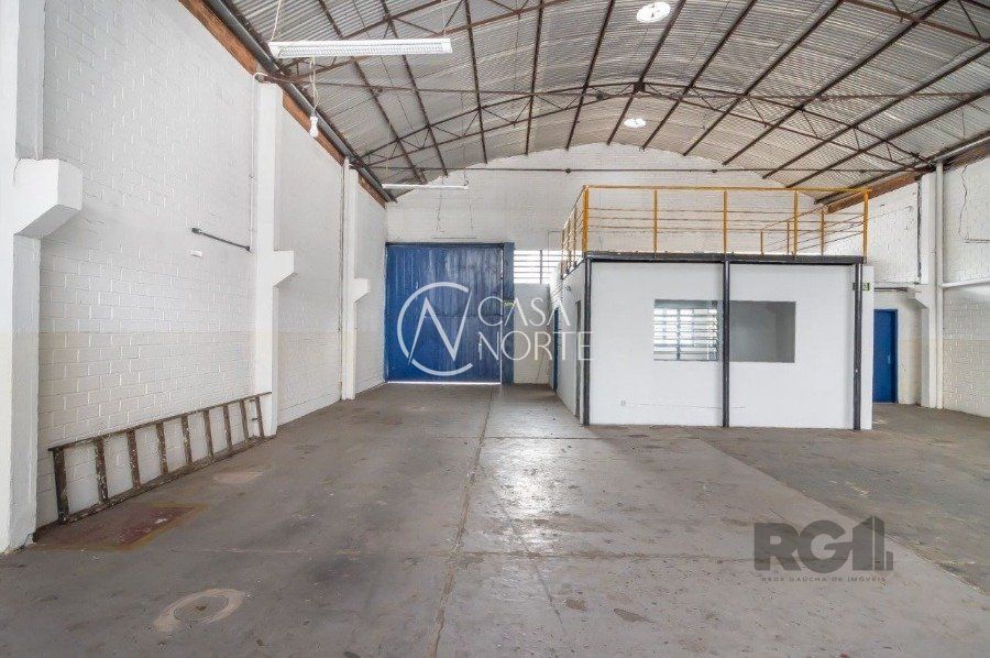 Pavilhão à venda , 300m², Rua Barão do Amazonas no bairro Petrópolis em Porto Alegre