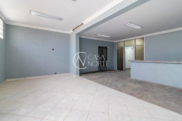 Prédio Comercial à venda com 8 quartos, 2175m², 10 vagas, Rua Machado de Assis no bairro Partenon em Porto Alegre