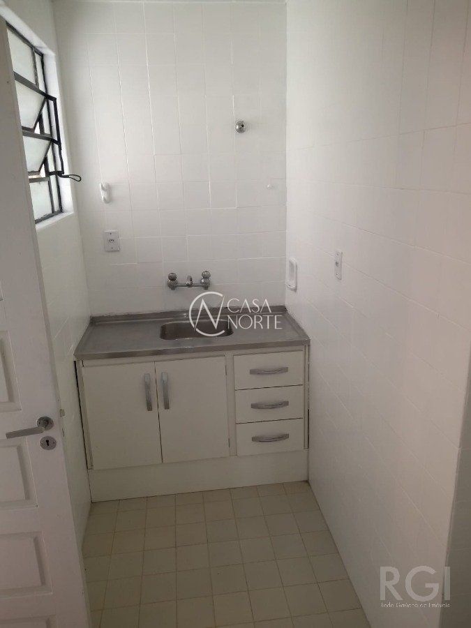 Apartamento à venda com 1 quarto, 44m², Rua Duque de Caxias no bairro Centro Histórico em Porto Alegre