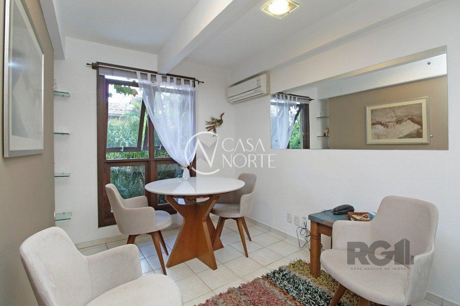 Casa Comercial à venda , 532m², Rua Dario Pederneiras no bairro Petrópolis em Porto Alegre