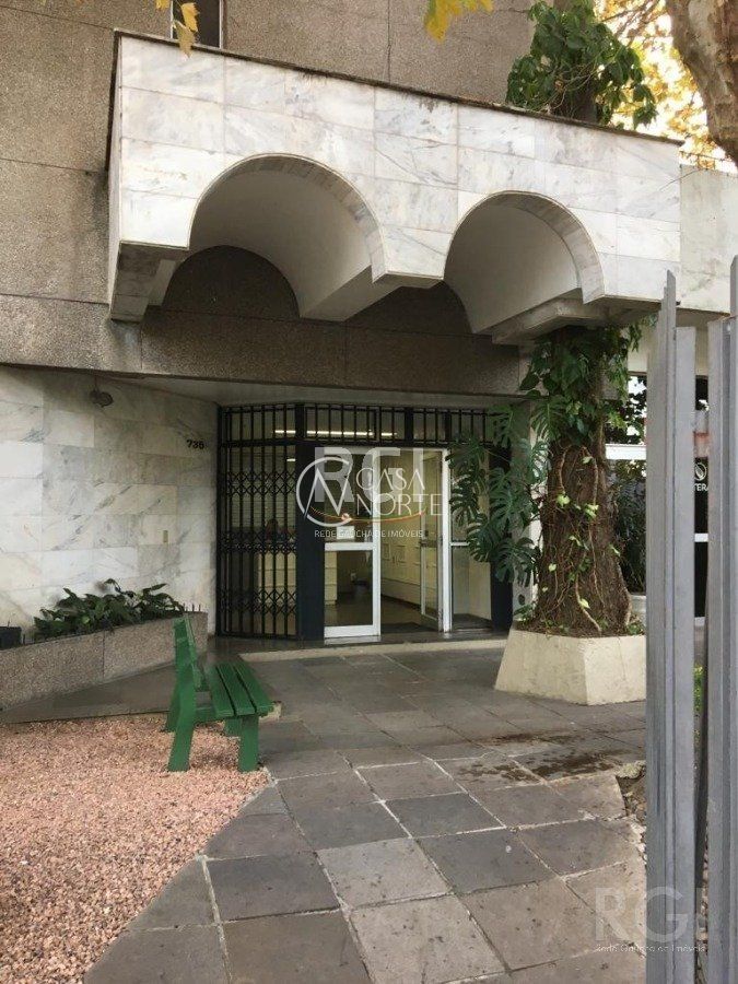 Sala Comercial à venda , 38m², Rua Almirante Barroso no bairro Floresta em Porto Alegre