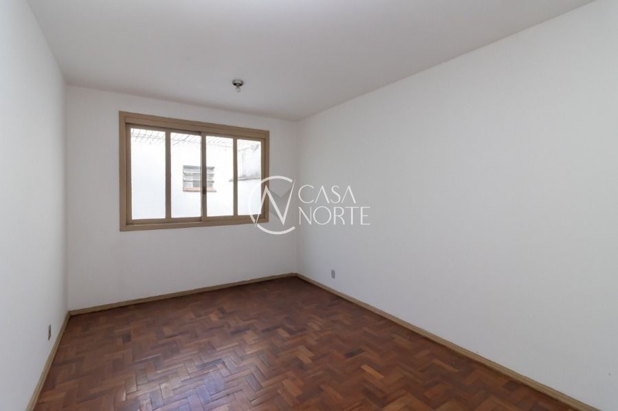 Prédio Comercial à venda com 10 quartos, 548m², Avenida Assis Brasil no bairro Passo da Areia em Porto Alegre