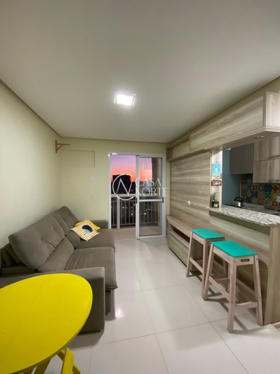 Apartamento à venda com 2 quartos, 61m², 1 vaga, Rua Abram Goldsztein no bairro Jardim Carvalho em Porto Alegre