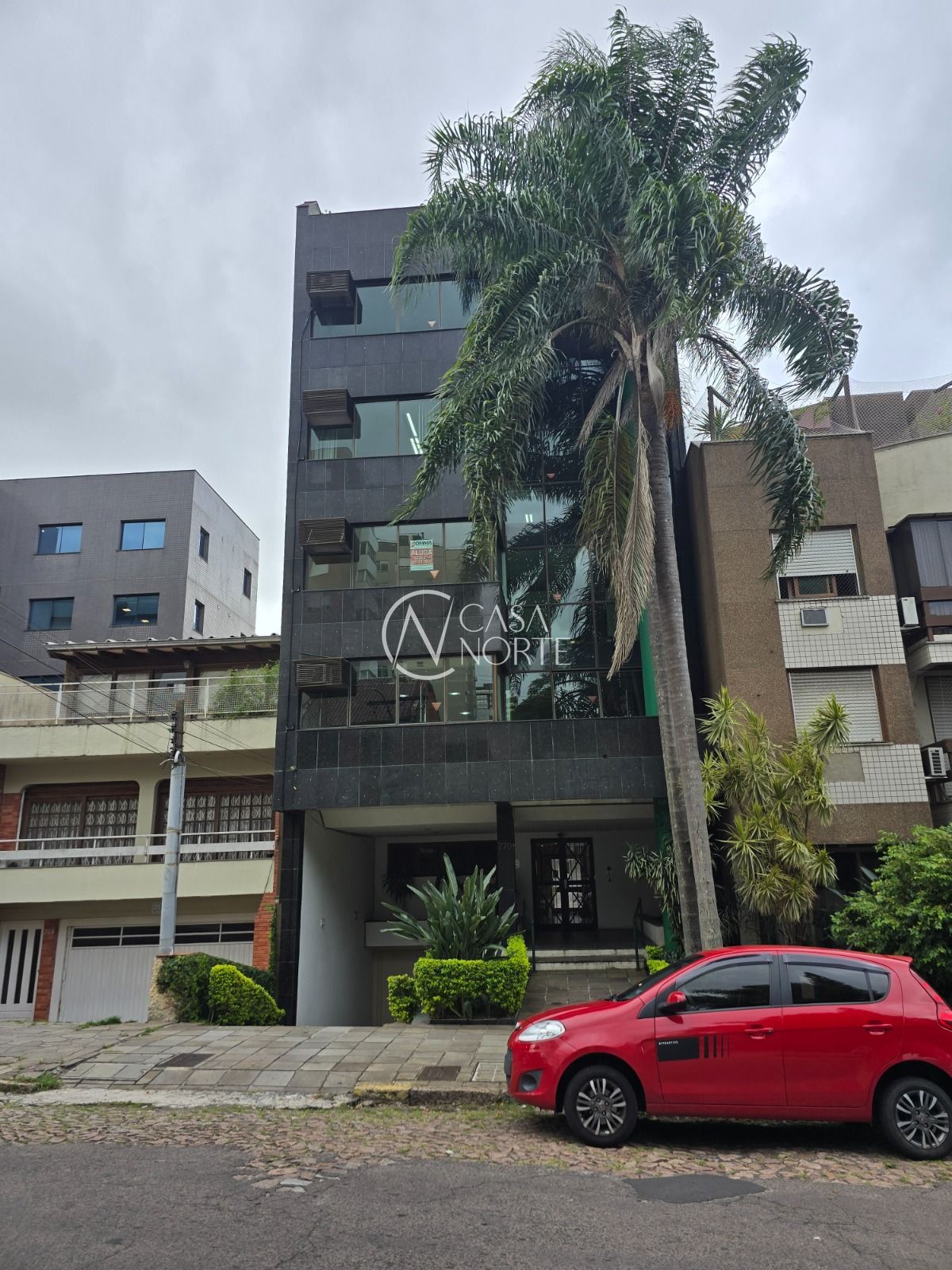 Conjunto Comercial à venda com 1 quarto, 48m², Rua Tenente-Coronel Fabrício Pilar no bairro Mont Serrat em Porto Alegre
